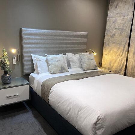 The Raz Bed & Breakfast Harrismith Bagian luar foto