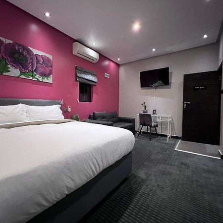 The Raz Bed & Breakfast Harrismith Bagian luar foto