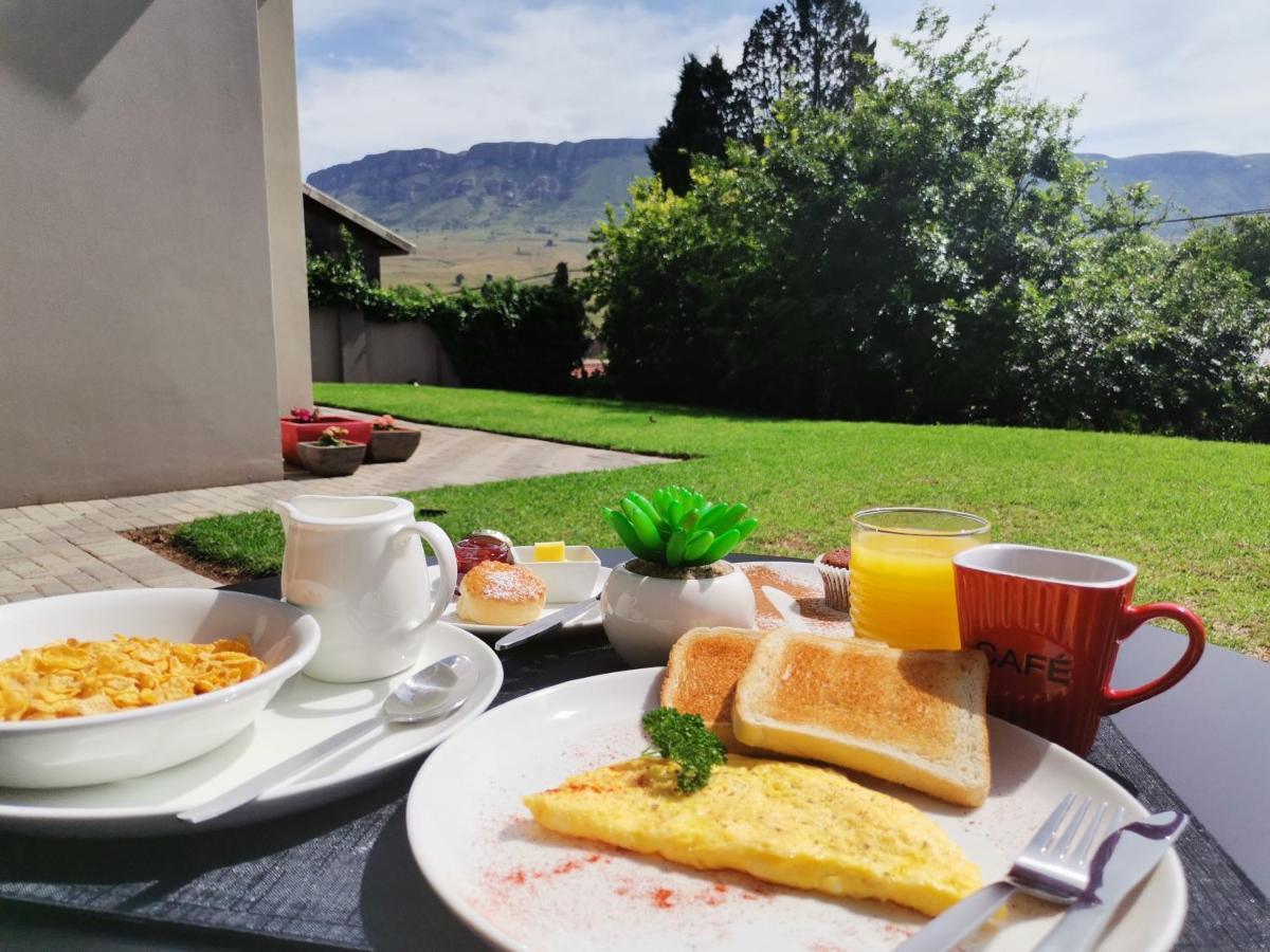 The Raz Bed & Breakfast Harrismith Bagian luar foto