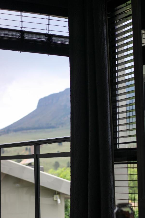 The Raz Bed & Breakfast Harrismith Bagian luar foto