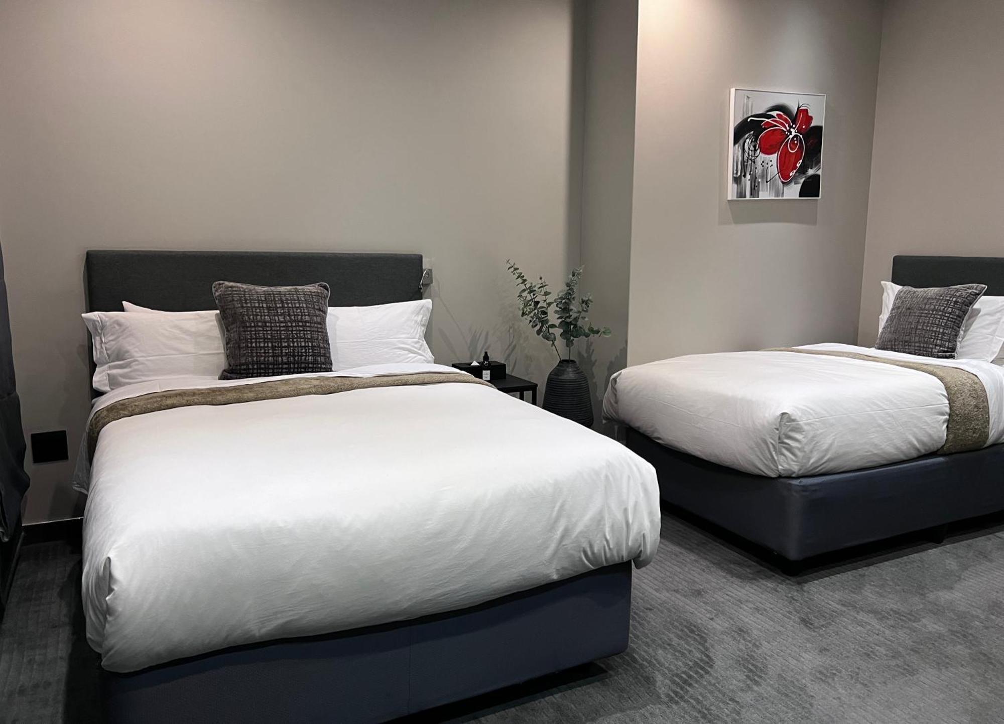 The Raz Bed & Breakfast Harrismith Bagian luar foto