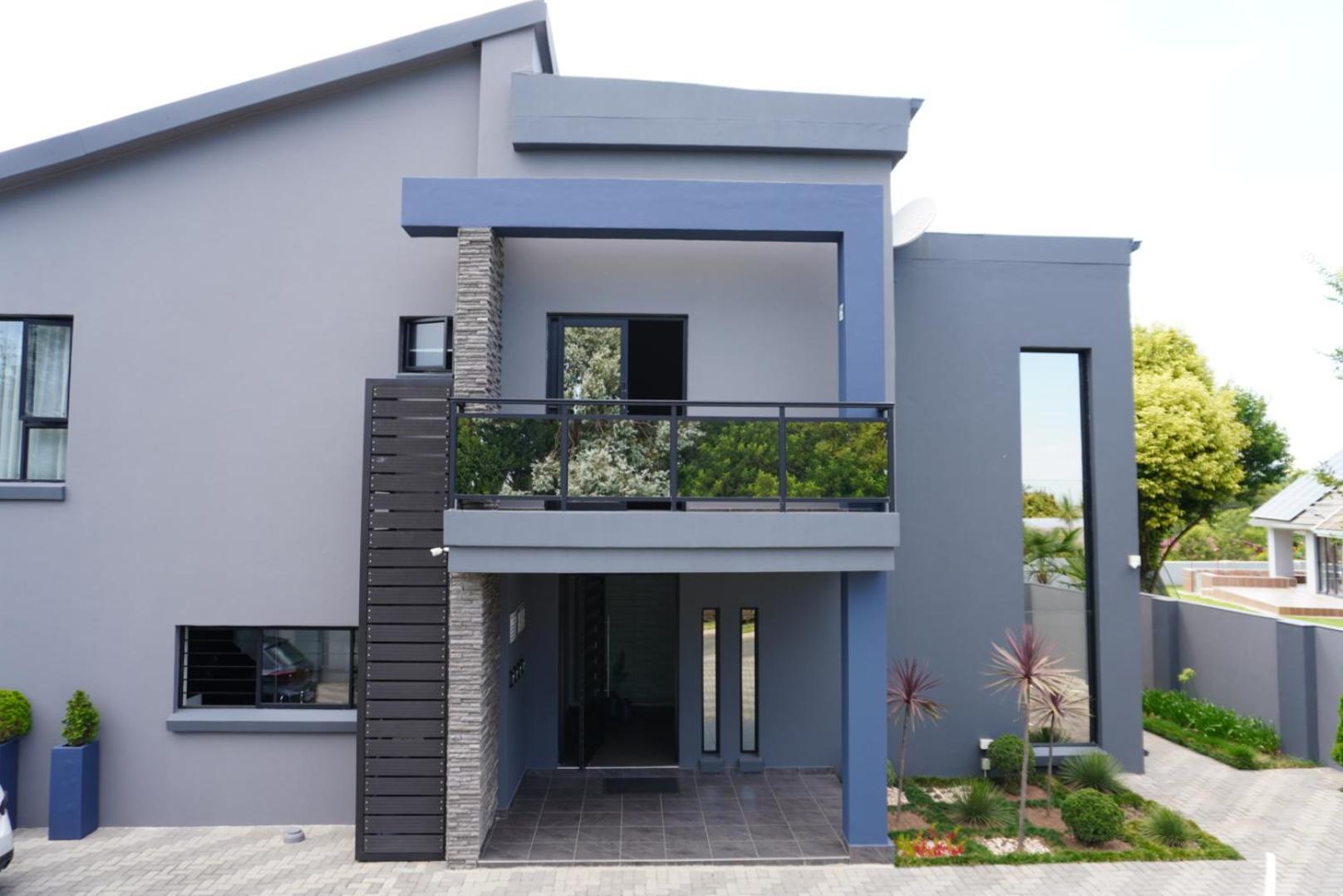The Raz Bed & Breakfast Harrismith Bagian luar foto