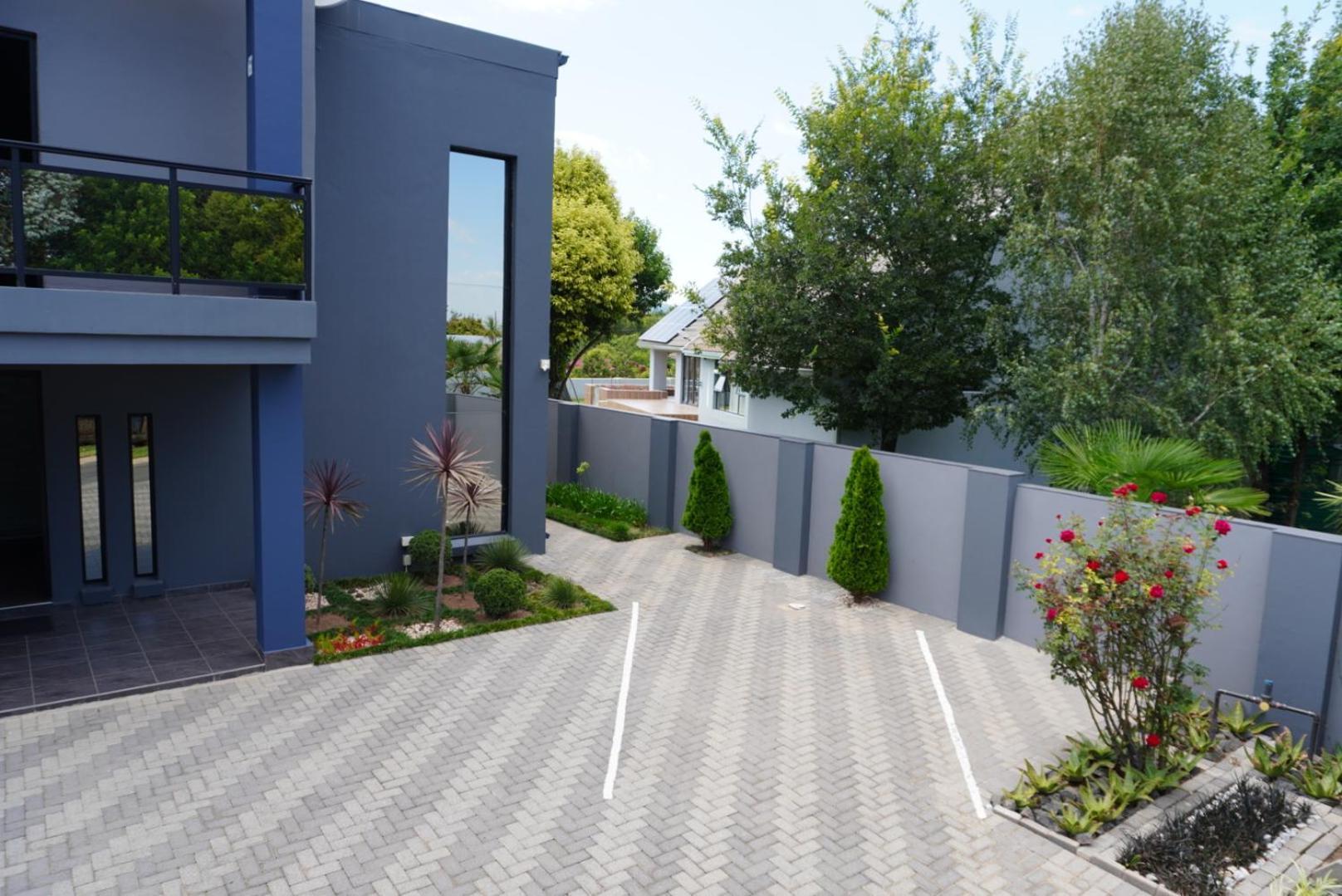 The Raz Bed & Breakfast Harrismith Bagian luar foto