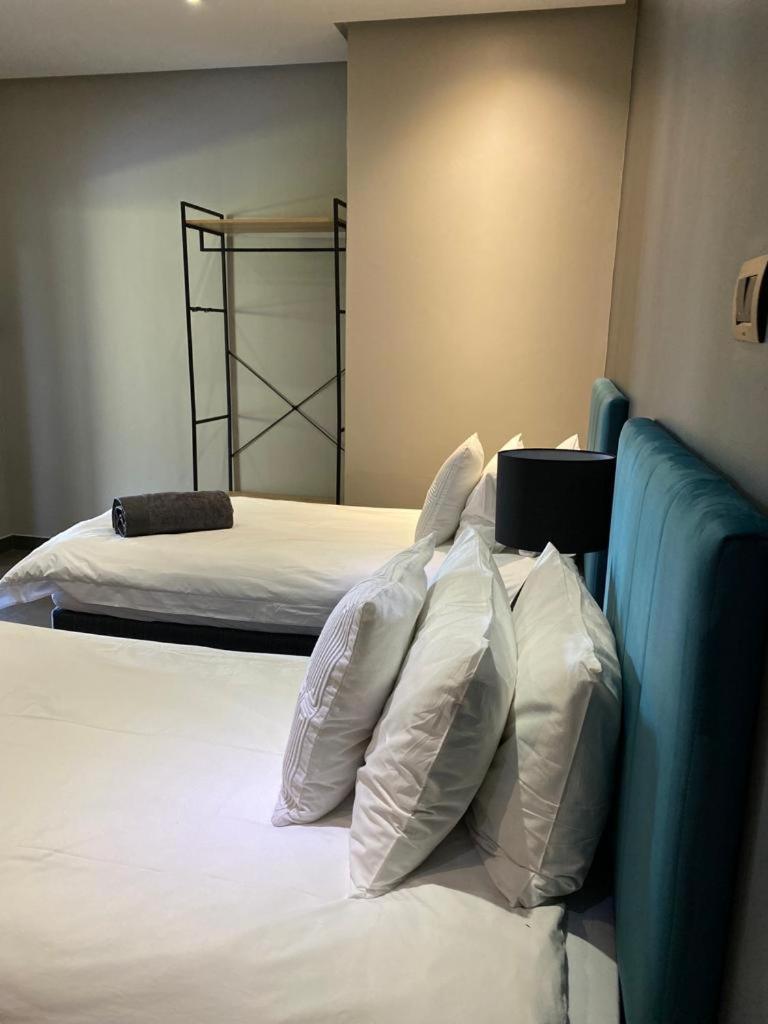 The Raz Bed & Breakfast Harrismith Bagian luar foto
