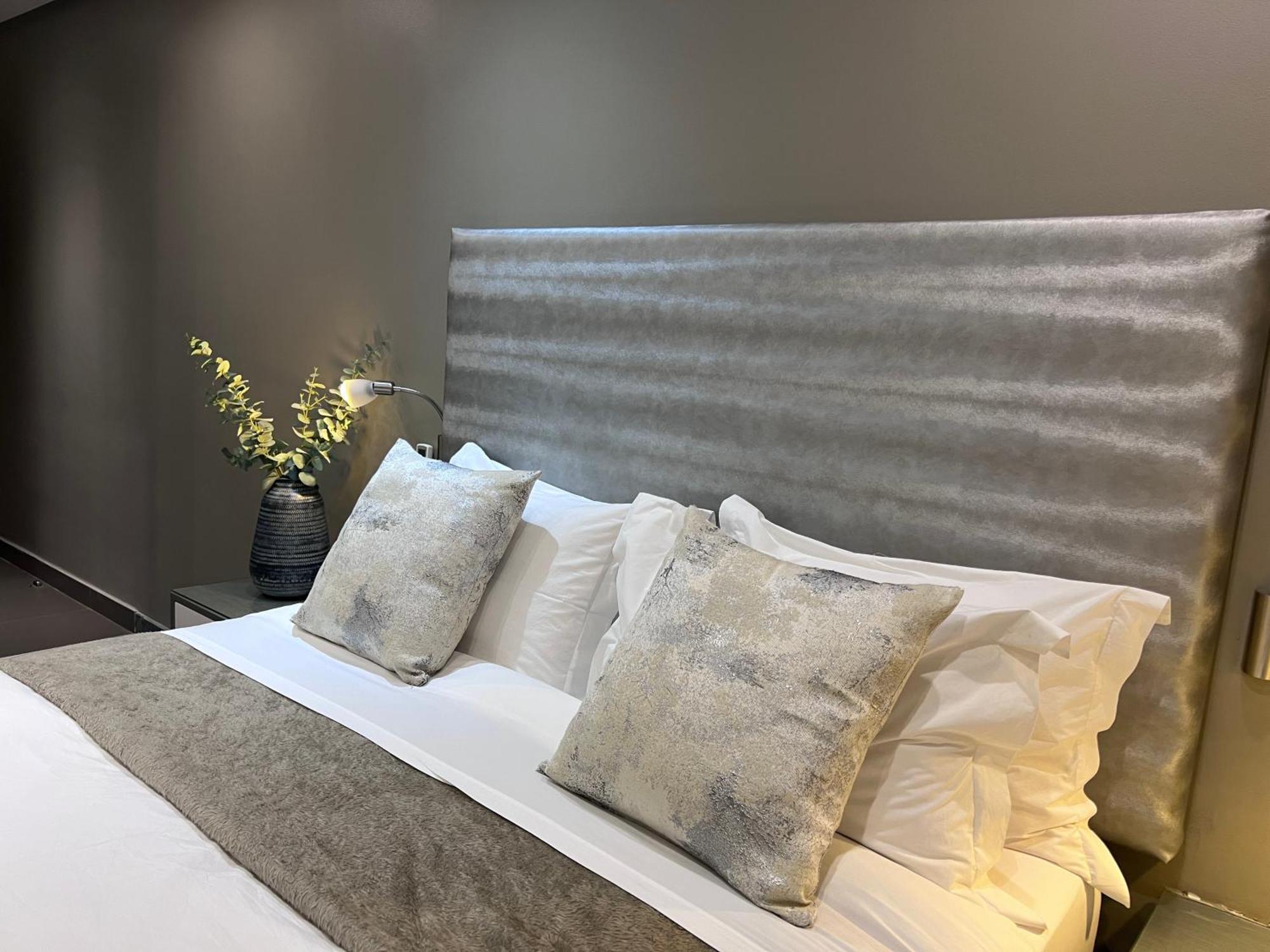 The Raz Bed & Breakfast Harrismith Bagian luar foto