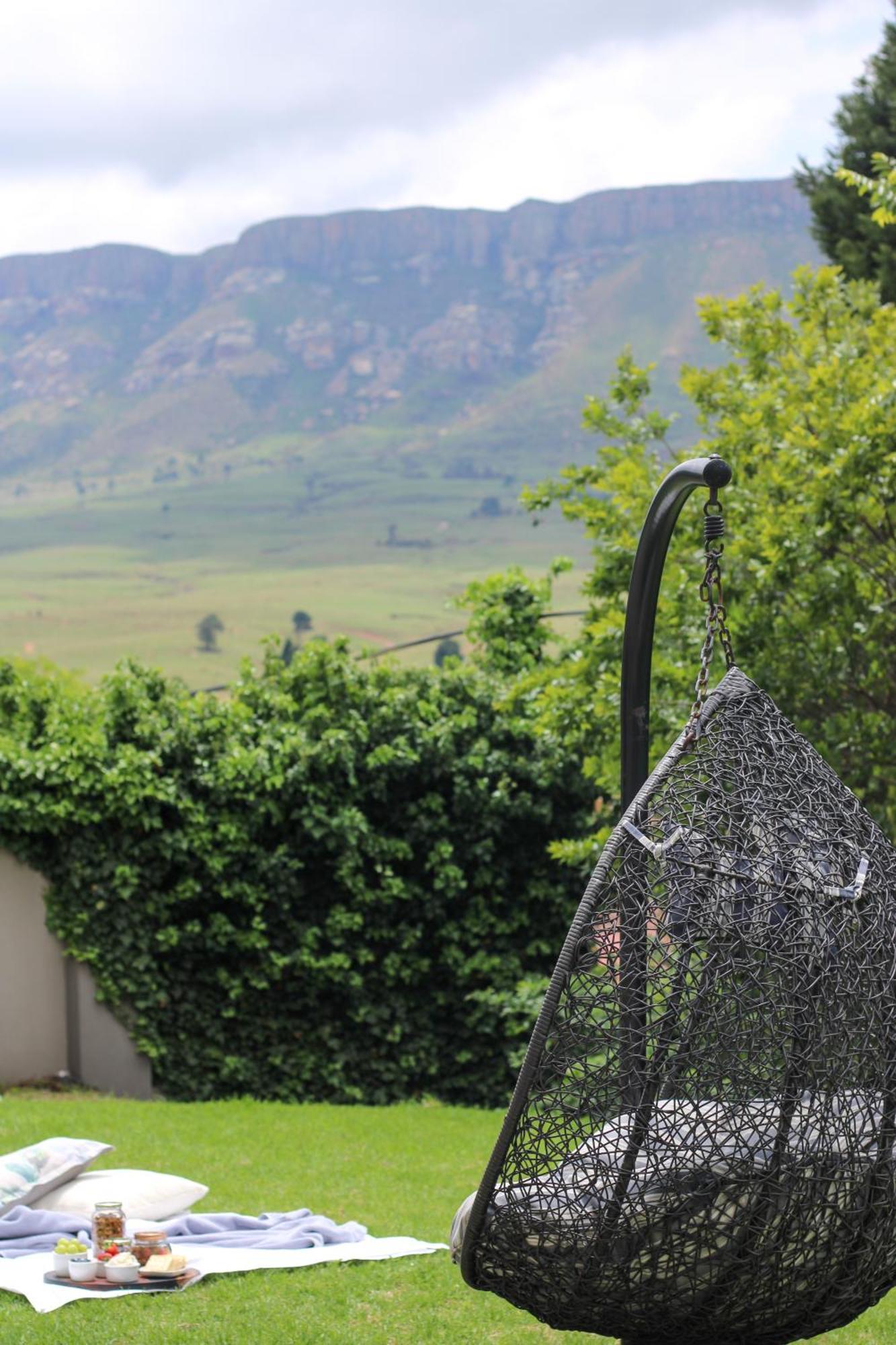 The Raz Bed & Breakfast Harrismith Bagian luar foto